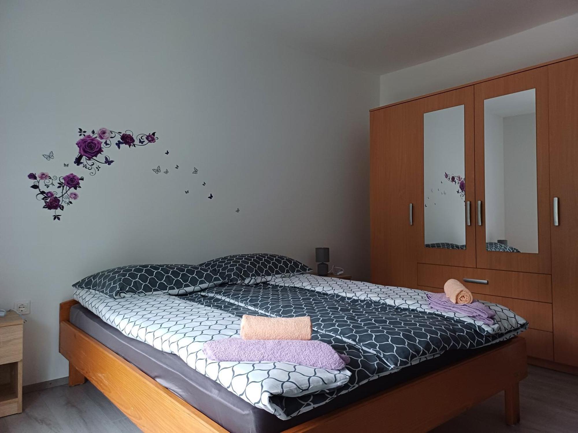 Apartma Ginga Osilnica Esterno foto