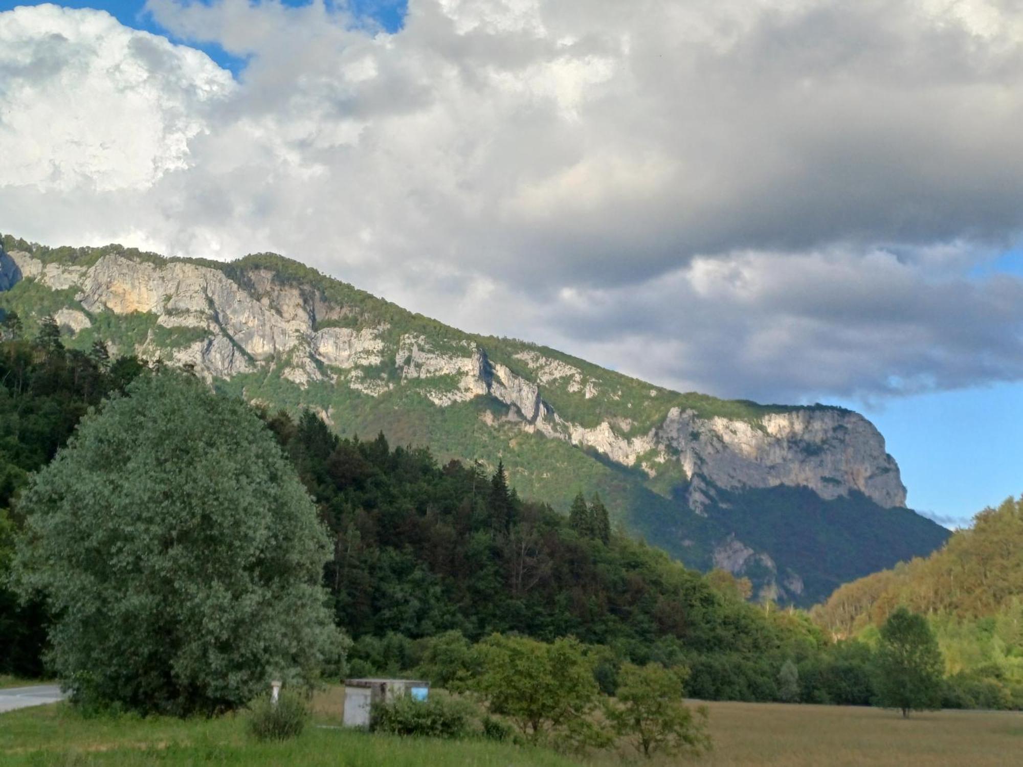 Apartma Ginga Osilnica Esterno foto